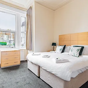 https://brooklands-lodge.bournemouth-hotels.org