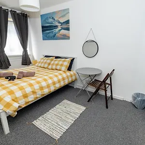  Séjour chez l'habitant In Mile End